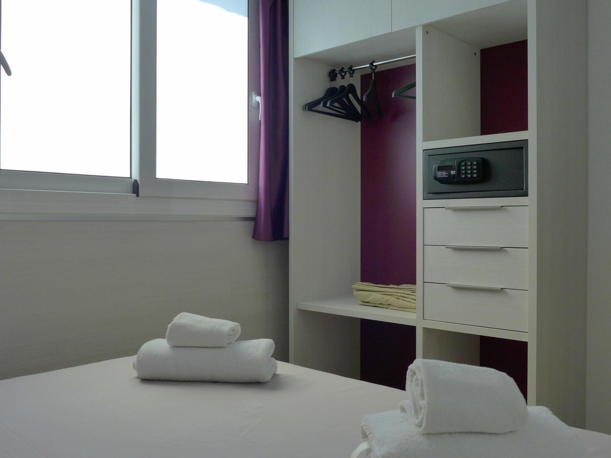 Rentalmar Navarra Family Suites サロウ 部屋 写真
