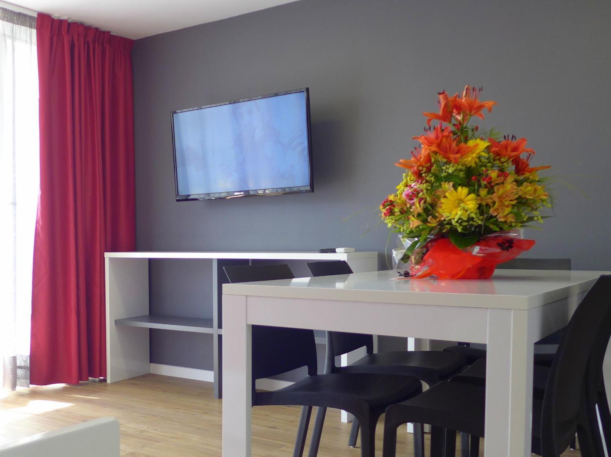 Rentalmar Navarra Family Suites サロウ 部屋 写真