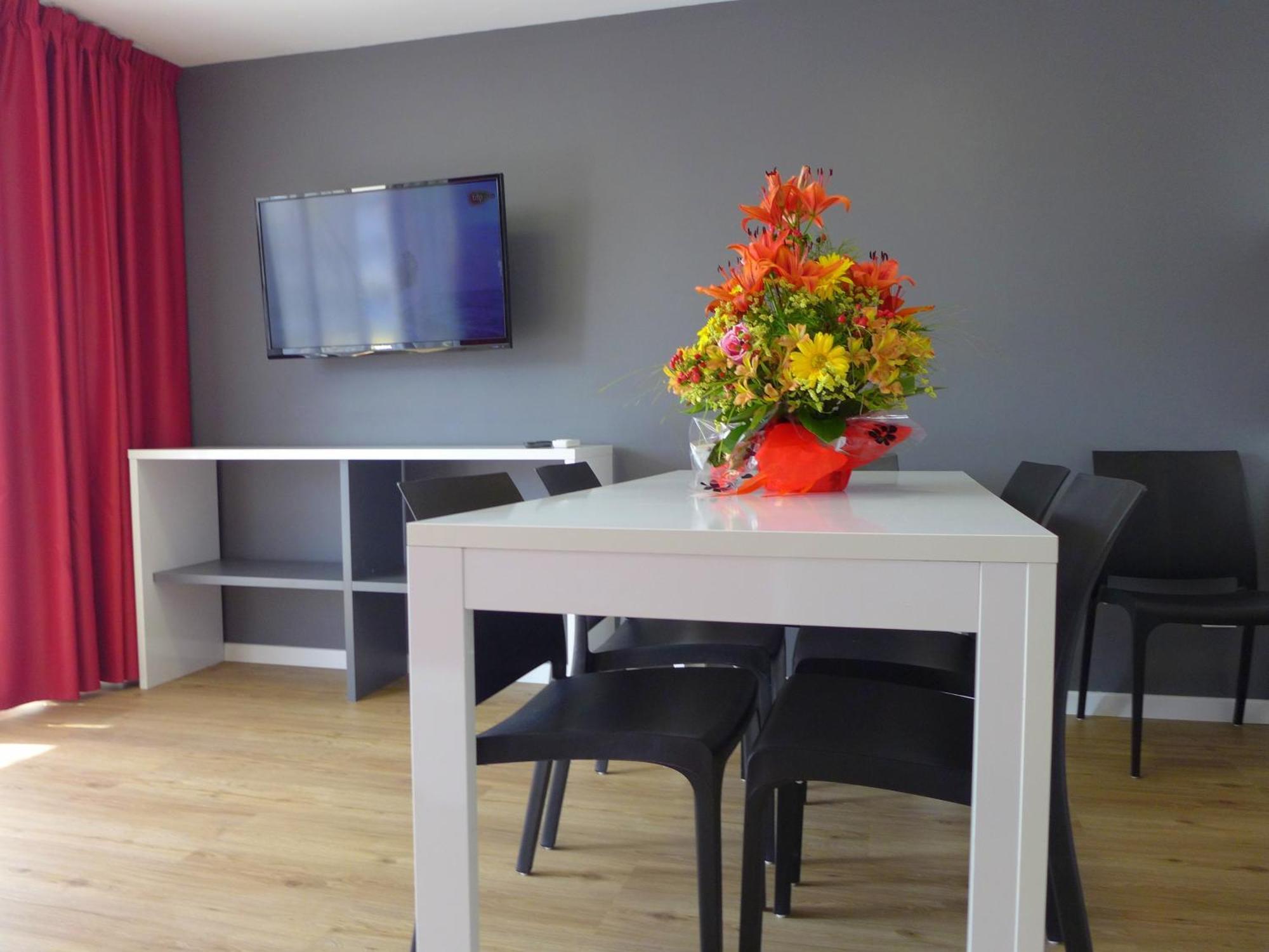 Rentalmar Navarra Family Suites サロウ 部屋 写真