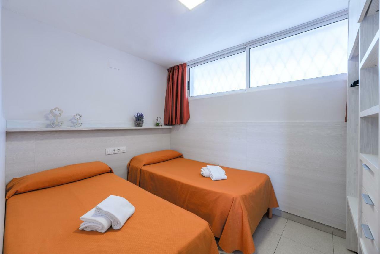 Rentalmar Navarra Family Suites サロウ エクステリア 写真